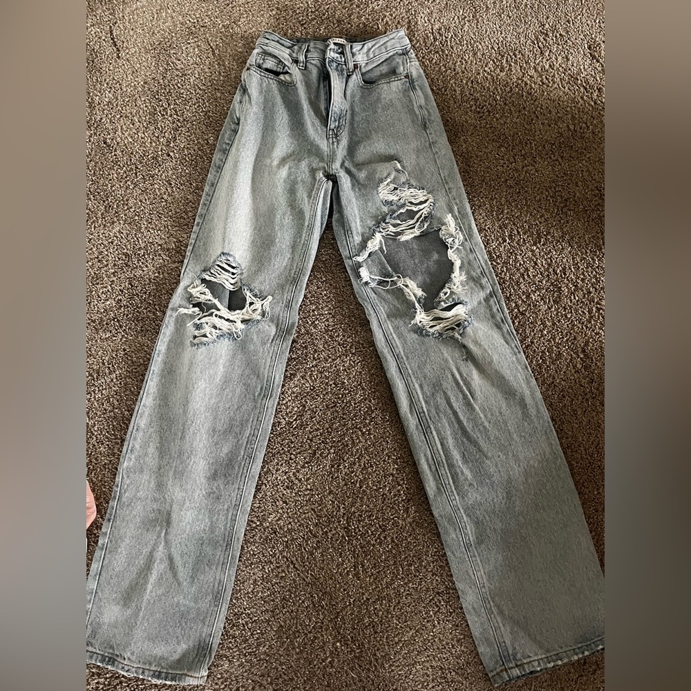 High raise mom jeans
